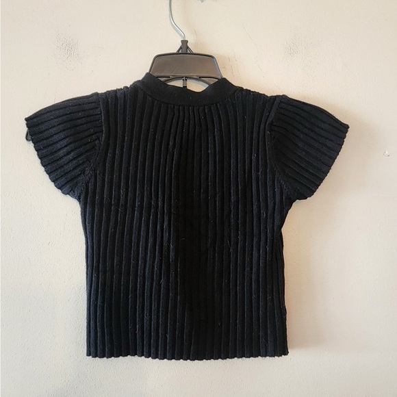 Ruee black Ribbed cropped top size juniors small - Picture 2 of 3